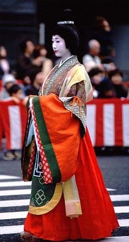 A modern reproduction of Nara Period clothing. Many articles of clothing from this period remain in the Shōsōin, and exact replicas are made with silk farmed by the Empress herself.