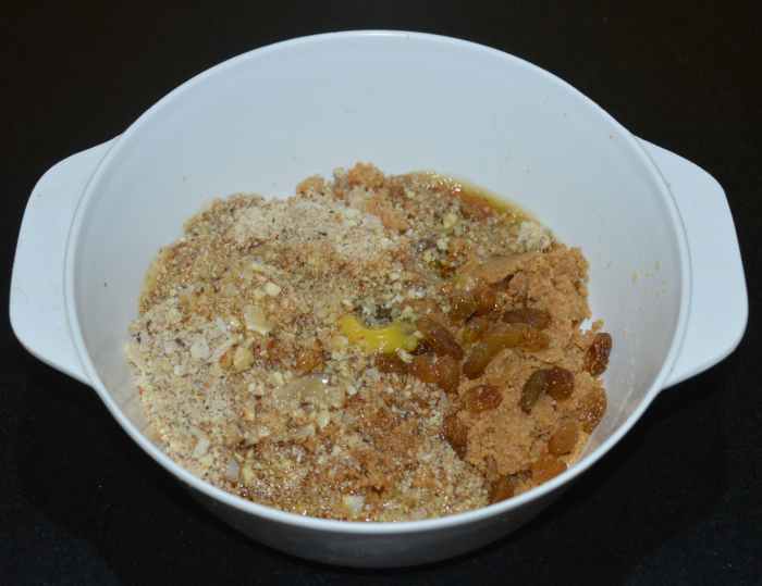 indian-sweets-wheat-flour-and-dry-fruits-laddu-recipe