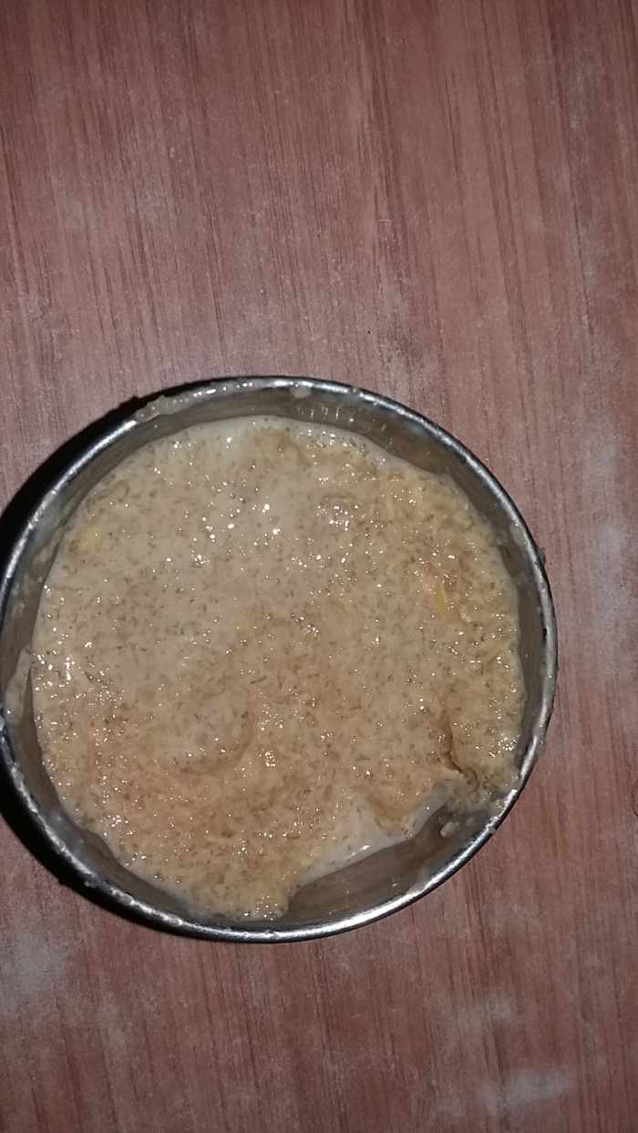 Prepared hair mask is ready to apply.