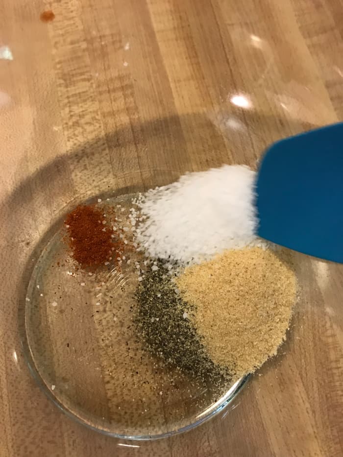 Use dried seasonings for pumpkin seeds - fresh herbs will burn. For this recipe I keep it simple, with kosher salt, black pepper, garlic powder and (optional) a hit of cayenne.