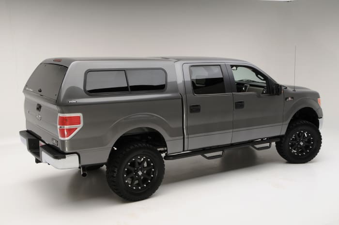 Notice on this new F150 how the taillight is different than on the '04 to 2008 trucks, and that little corner flares out. This is really the only difference with the new F150s.