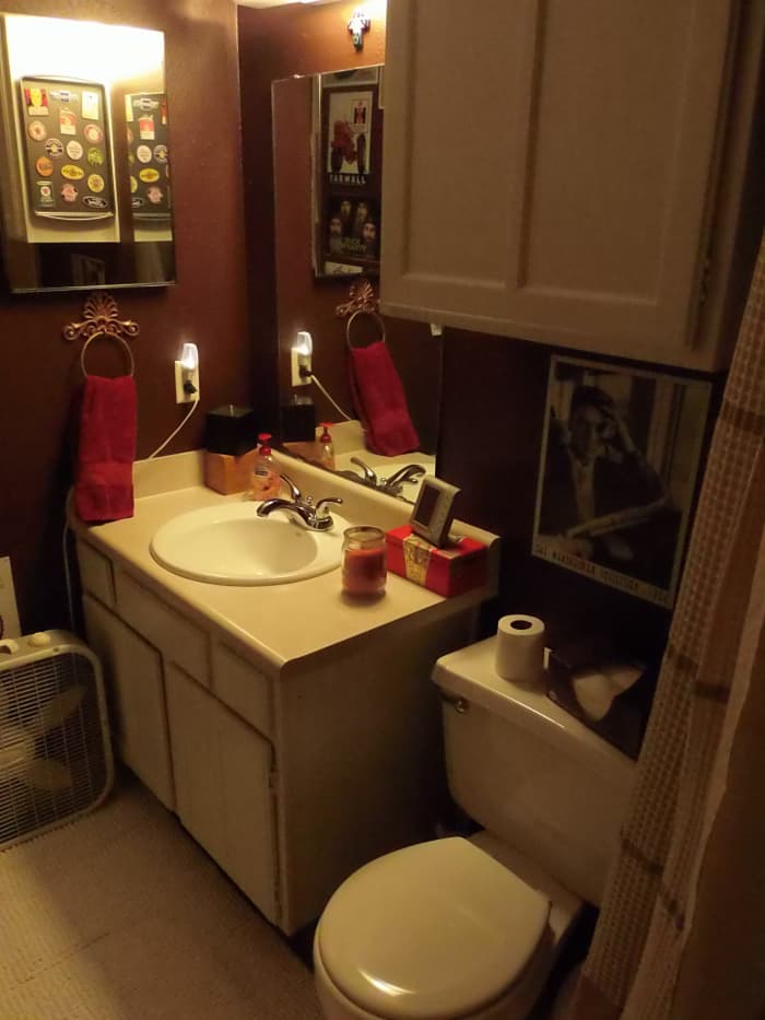 With a little paint and imagination, you can create a Men's Room that reflects your own style and personality.