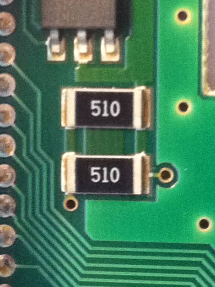 Cold-soldered resistors whose solder points fail due to age, heat, pollution and vibration.