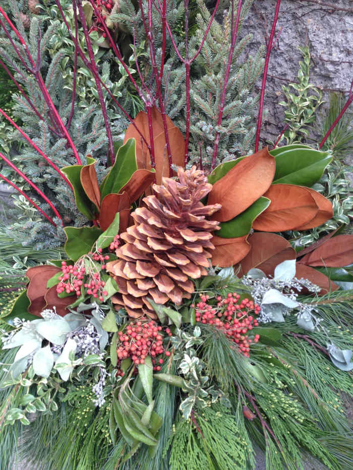 Pine cone centerpiece in your winter urn
