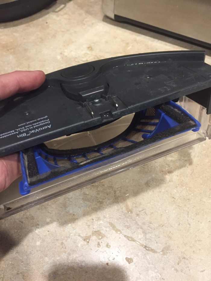 How to Clean Your Roomba Robot Vacuum Filter, Brushes and Parts Dengarden