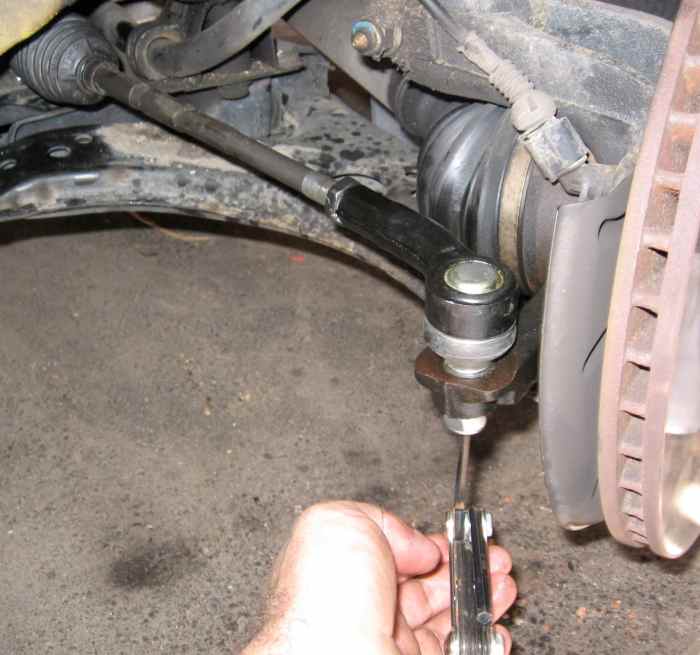 How to Replace a Tie Rod on VW Jetta/Golf/GTI/New Beetle/MK4 AxleAddict
