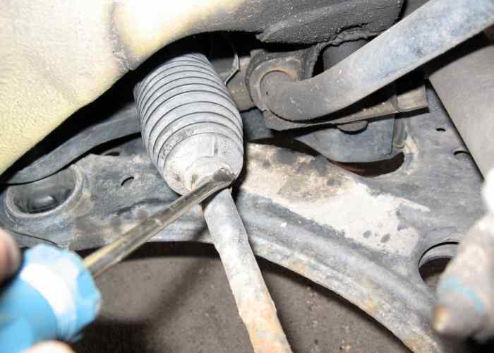 How to Replace a Tie Rod on VW Jetta/Golf/GTI/New Beetle/MK4 AxleAddict