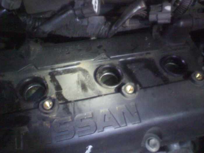 How to Replace the Spark Plugs on a 2006 Nissan Altima 2.5Liter Step
