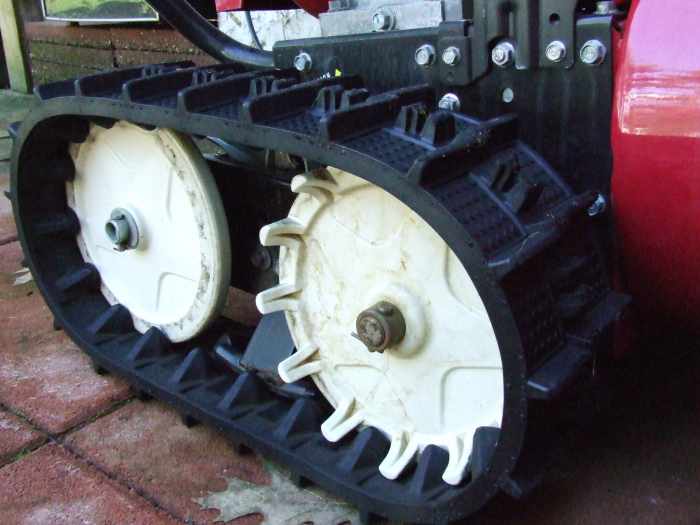 A Review of the Honda HS928 Track Drive Snow Blower AxleAddict