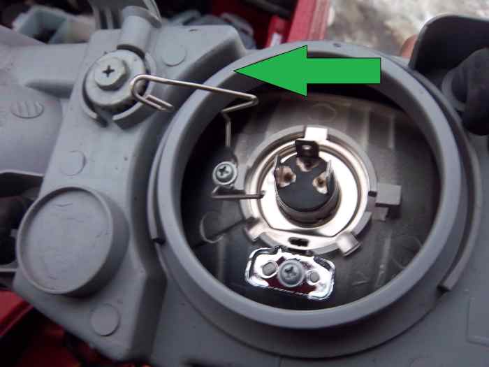 How to Replace the Headlight Assembly on a 2008 Chevy Aveo AxleAddict