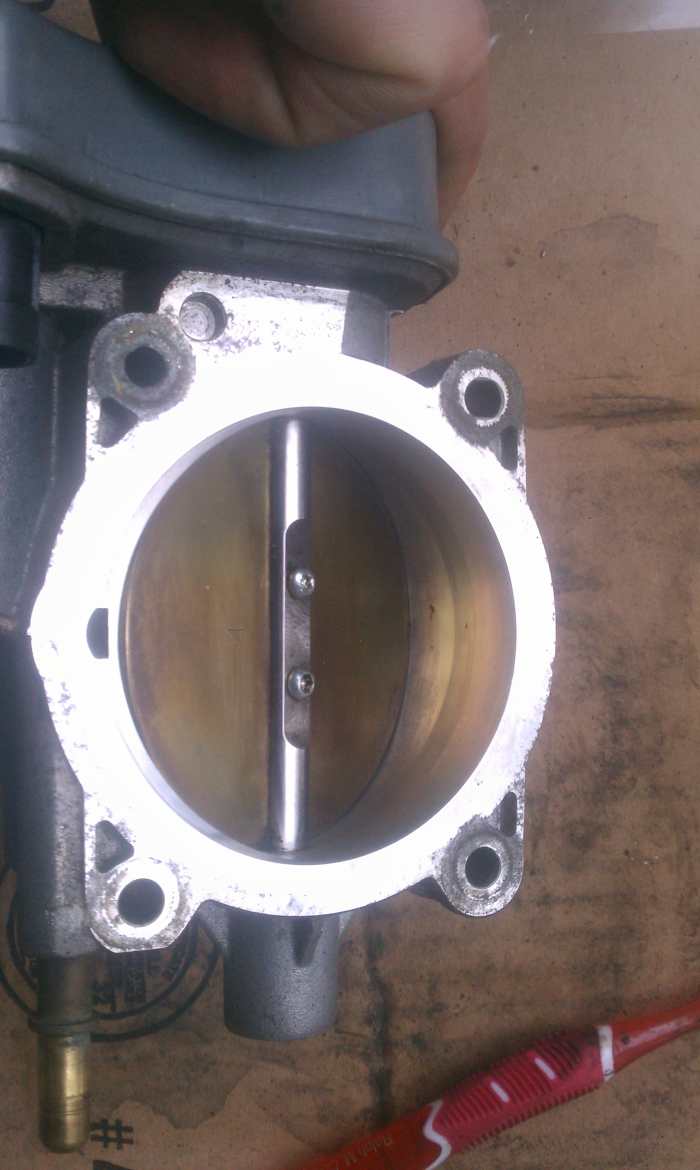 Cleaning Your Throttle Body to Increase Fuel Economy and Performance
