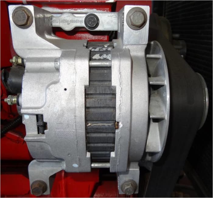 DIY Auto Service: Alternator Diagnosis And Repair - AxleAddict