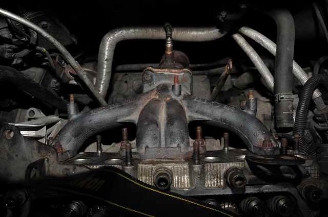An oxygen sensor may be located near the exhaust manifold.