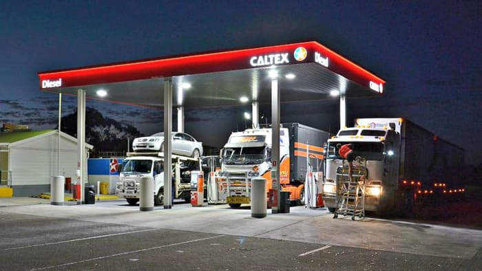 Many truck stops offer safe short-term, free dry camping. Some even provide RV sites, propane services and water fills.