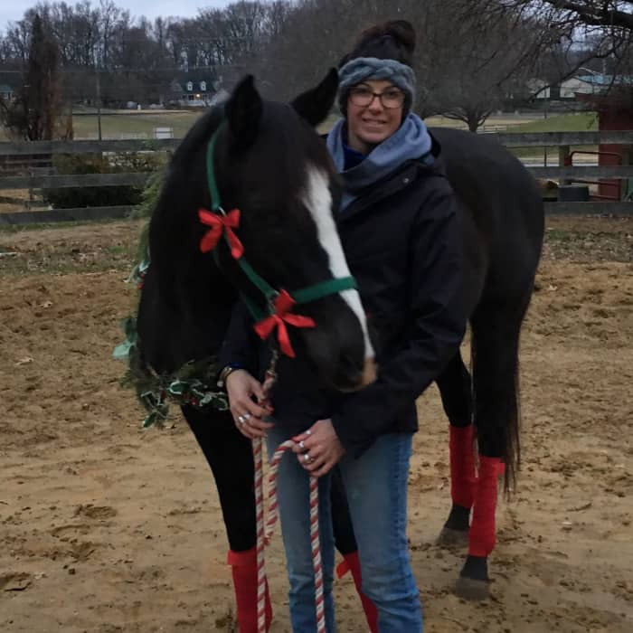 Zoe, my princessy little mare took the longest to get used to the decorations that I put on her. She was a bit nervous about that wreath looking stuff around her neck.