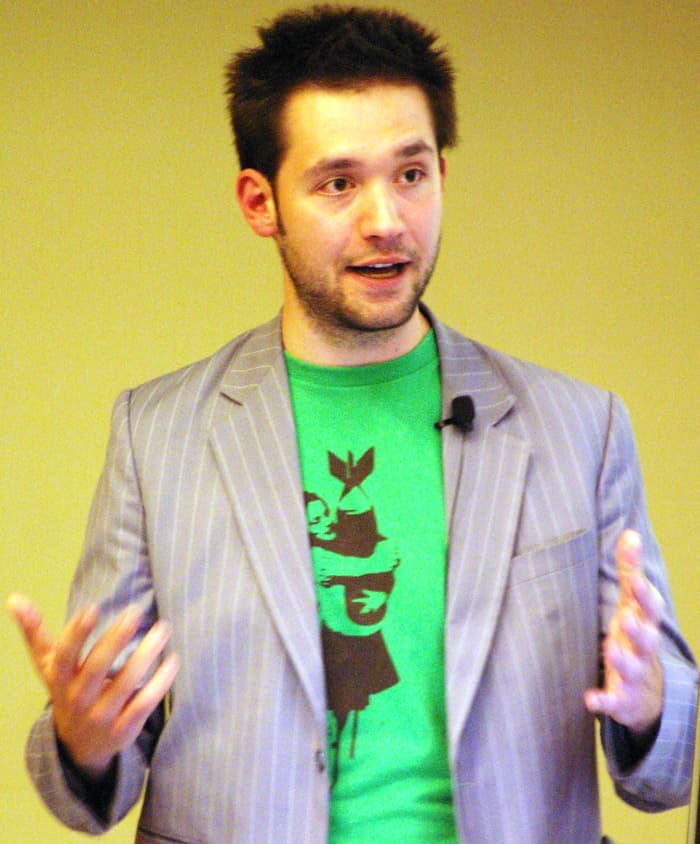 Alexis Ohanian, one of Reddit's founders, dresses down. While not a Generation Z member himself, he provides a good example of how to achieve the look.