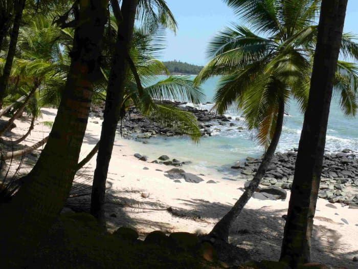 On the other hand, an island that requires no shoes, no shirt, no car, no taxi—no problem!