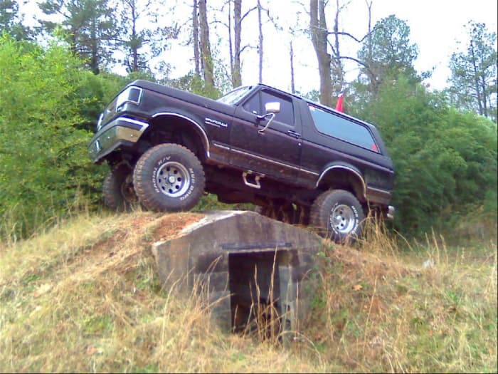 My favorite was the 88 Ford Bronco Full size. What a sick ride...4 wheel drive... This was one of the first vehicles I bought and sold...