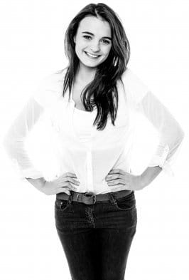 Help her get over her shyness by complimenting her heavily when she wears something that really looks pretty.