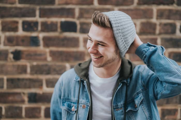 If your crush doesn't know you exist, remember that relationships start when people recognize that they have things in common—ideas, experiences, hobbies, interests, or other friends—AND they expect to interact with one another regularly.