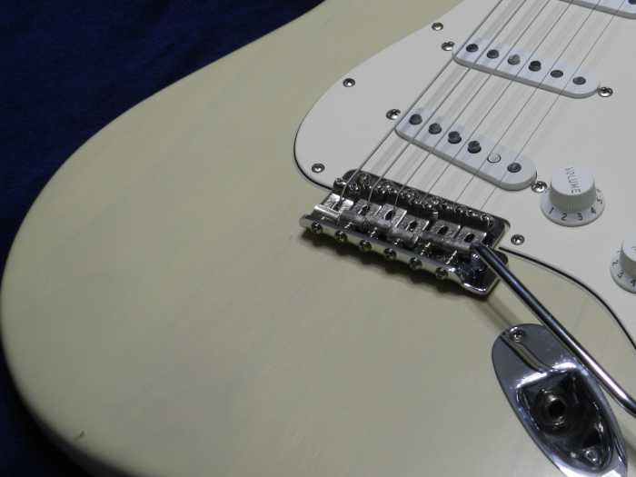 Electric Guitar Bridge Types Explained Spinditty