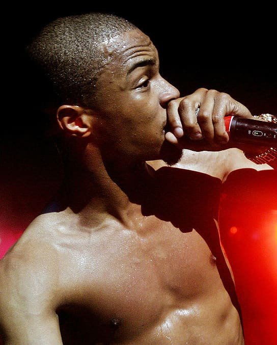 T.I. probablemente tiene más música en él, si puede mantenerse fuera de la cárcel