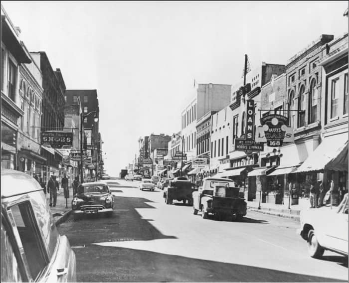 John "Piano Red " Williams, also called Memphis Piano Red, lived in Memphis, TN. He worked as a furniture mover and played barrelhouse blues piano after hours at clubs on Beale Street in Memphis, TN from 1930-1980.