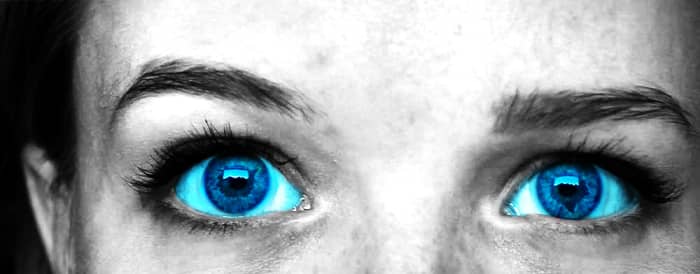 Pupils dilate in response to light, sexual arousal, and mental effort (such as a difficult math problem). People are more likely to perceive targets with larger, more dilated pupils as more attractive, although they may not register why.