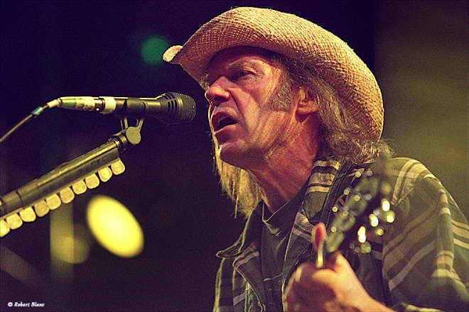 Songs As Poetry Neil Young s Needle And The Damage Done Spinditty songs-as-poetry-neil-young-s-needle-and-the-damage-done-spinditty