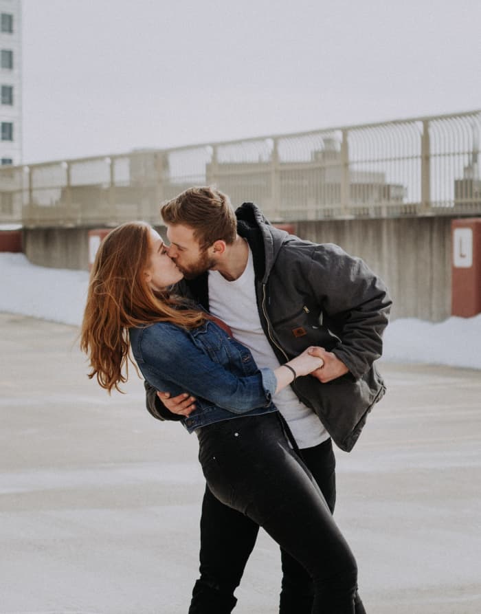 You might think guys are incapable of romance, but studies have shown they're actually the more romantic sex!