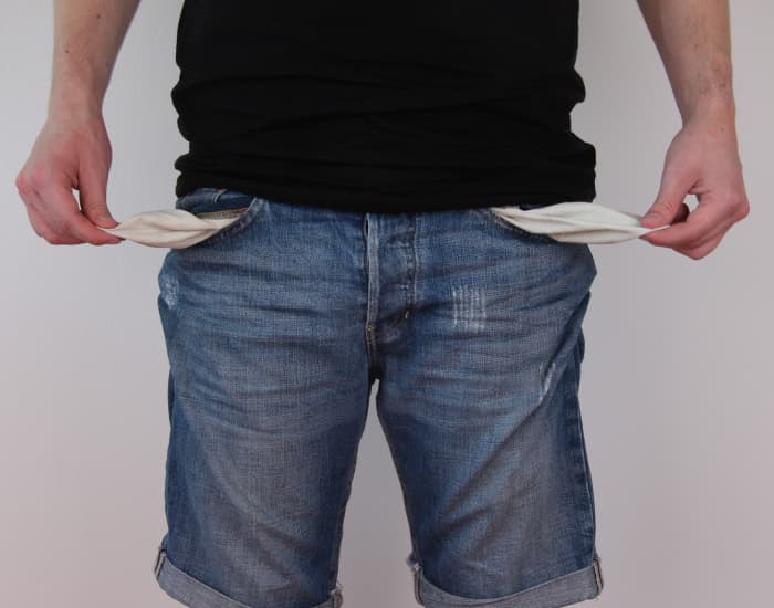 Don;t be fooled by a loser who showers you with lavish gifts. Eventually, it will be you who ends up paying for them.