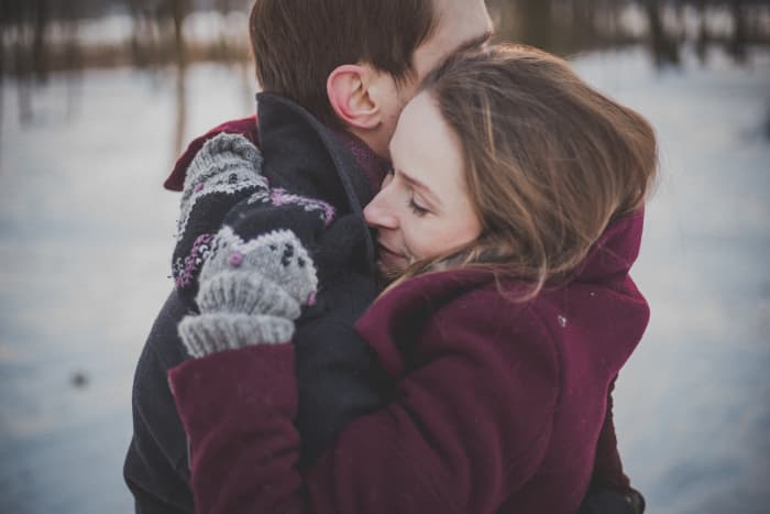 Couples who have a habit of regularly touching each other affectionately are strengthening their relationship.