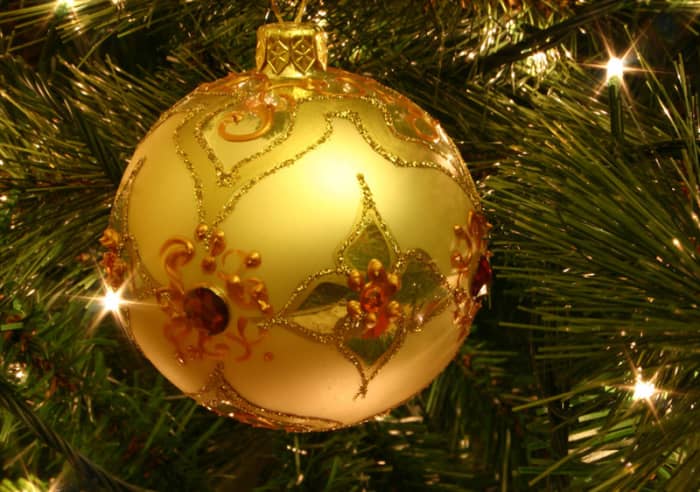 Always ensure that your baubles are properly secured—you don't want them to fall off the tree and get lost under the table.
