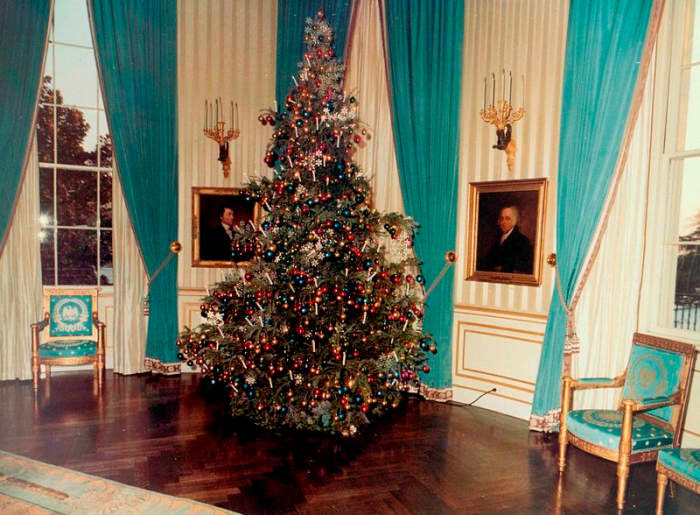 1963 was a very subdued Christmas after the assassination of President Kennedy: Mrs. Johnson's 1963 tree just after President Kennedy's assassination.