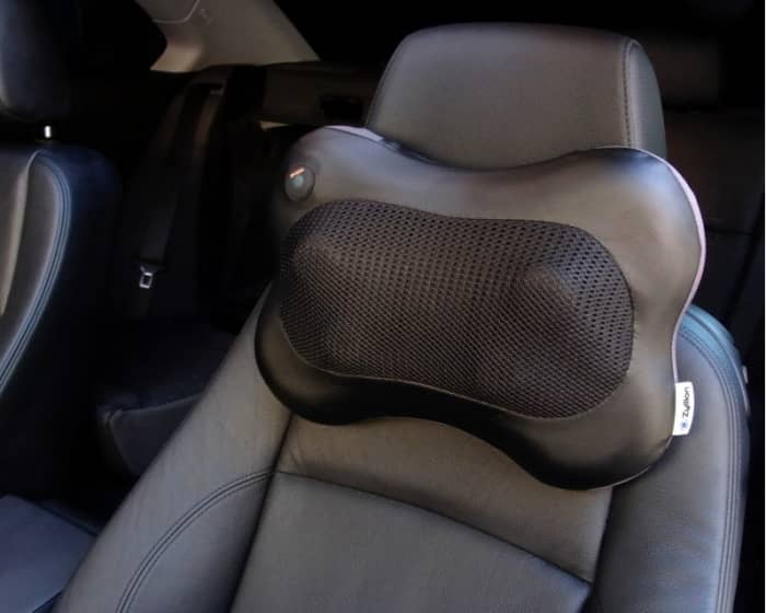 Massage pillows can make great gifts for older people who suffer from poor blood circulation, muscle pain or joint stiffness.
