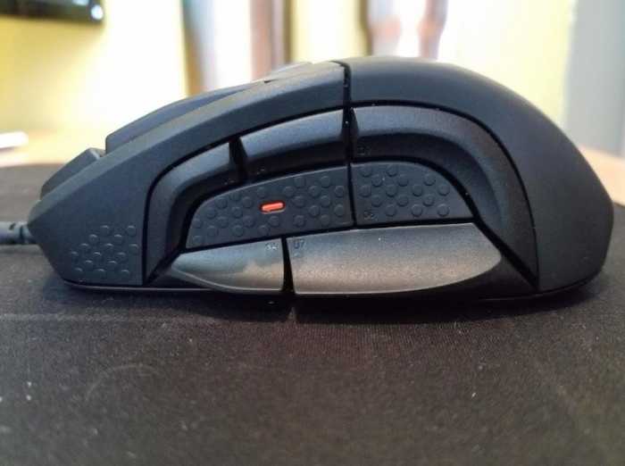 The SteelSeries Rival 500 feels more comfortable in your hand than many options out there. An impressive feet, considering it has 15 programmable buttons.