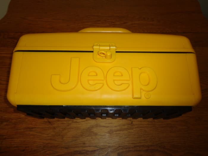 The outside of the Jeep Boombox is made of strong plastic and seems to be very durable.