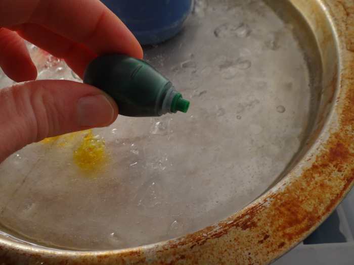 How to Make Ice Suncatchers (Great Winter Craft!)