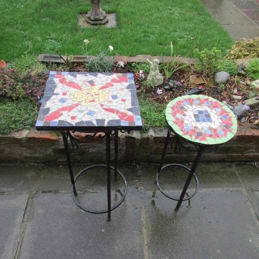 How to Design a Mosaic Table Top With Ceramic Tiles