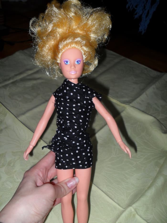 How To Make No Sew Doll Clothes For Barbies And More Feltmagnet