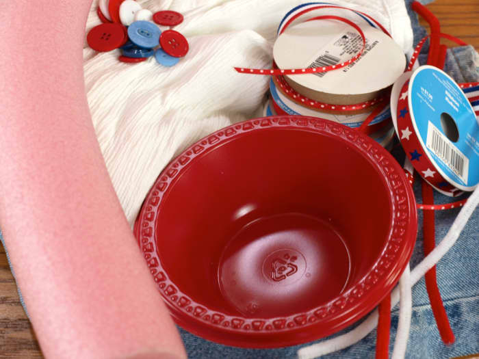 It's hard to believe that these common household items can be repurposed into a cute wreath.