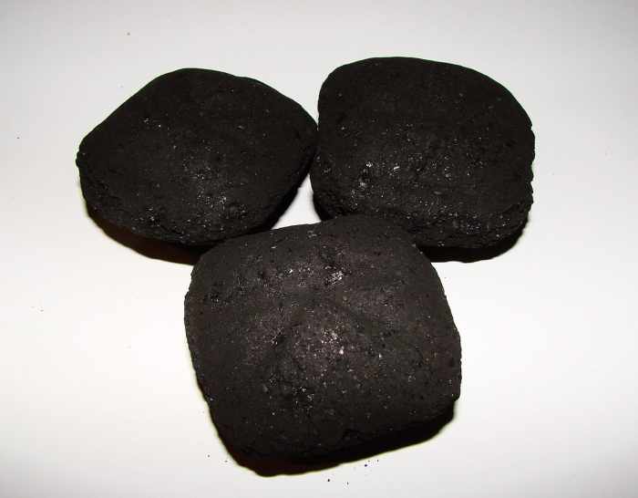 Basic Blacksmithing Coal Charcoal Or Propane For Forge Fuel FeltMagnet