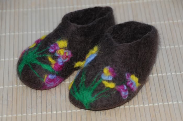 Once the booties have become felted, rinse well in hot and then cold water and if necessary neaten off the top edge.