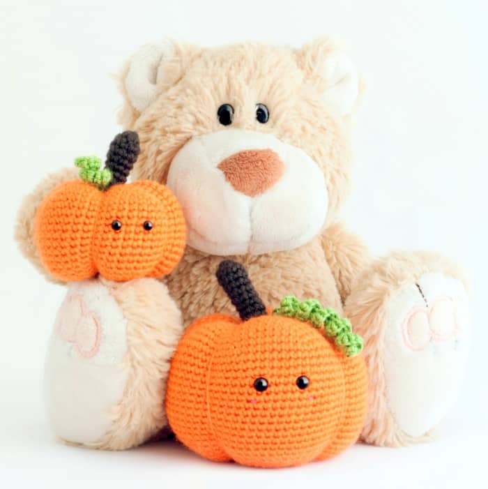 18 Free Fall And Halloween Pumpkins Crochet Patterns - FeltMagnet