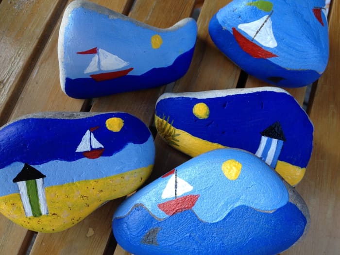Use bright, fun, vibrant colors so your rocks are easy to spot! Try to stay away from neutrals that will just blend in with the scenery.