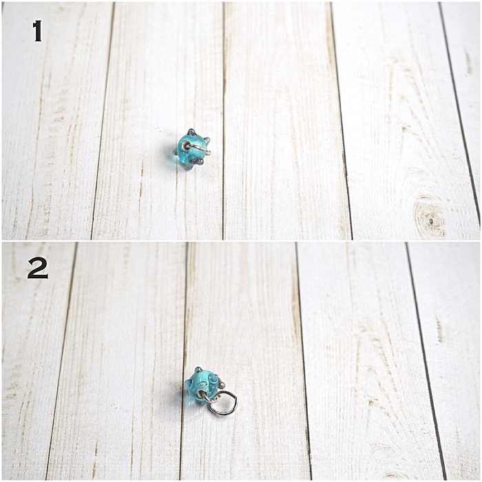 Adding links to the beads.