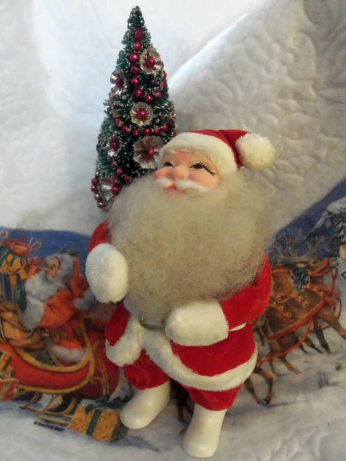 Here is a Vintage Rare Design Ten Inch Harold Gale Santa Claus; He is in over all good condition. Harold Gale began making display Santa’s around 1946 at his home. His business continued to around 1987. Harold used only the finest materials with lo
