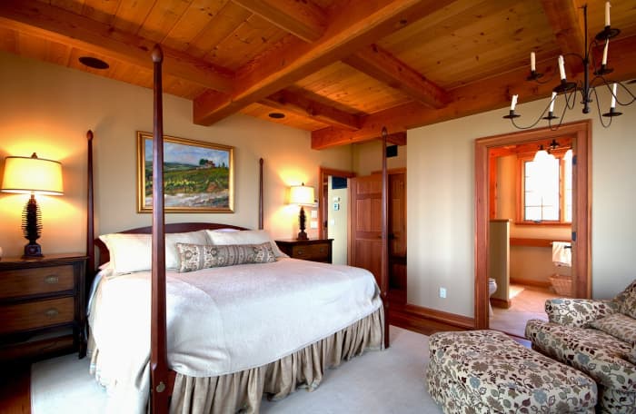 After surprising your spouse with a surprise wedding vows renewal ceremony on Valentine's Day, spend the night in a romantic lodge or bed and breakfast!