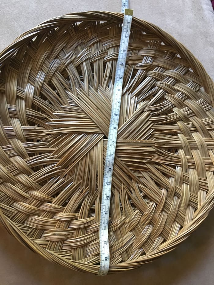 I used a large wicker tray as the template for the large circles that would become Toodles' front and back.