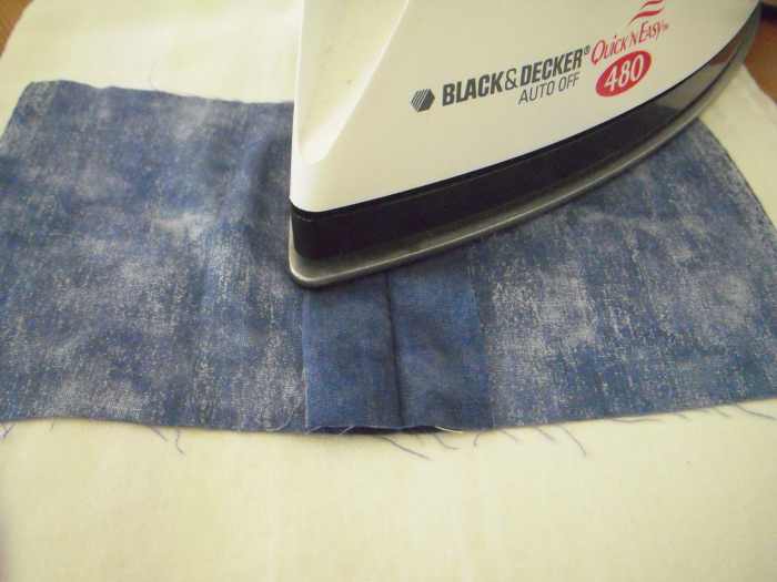 How to Sew a Seam Tutorial for Beginners With Photos